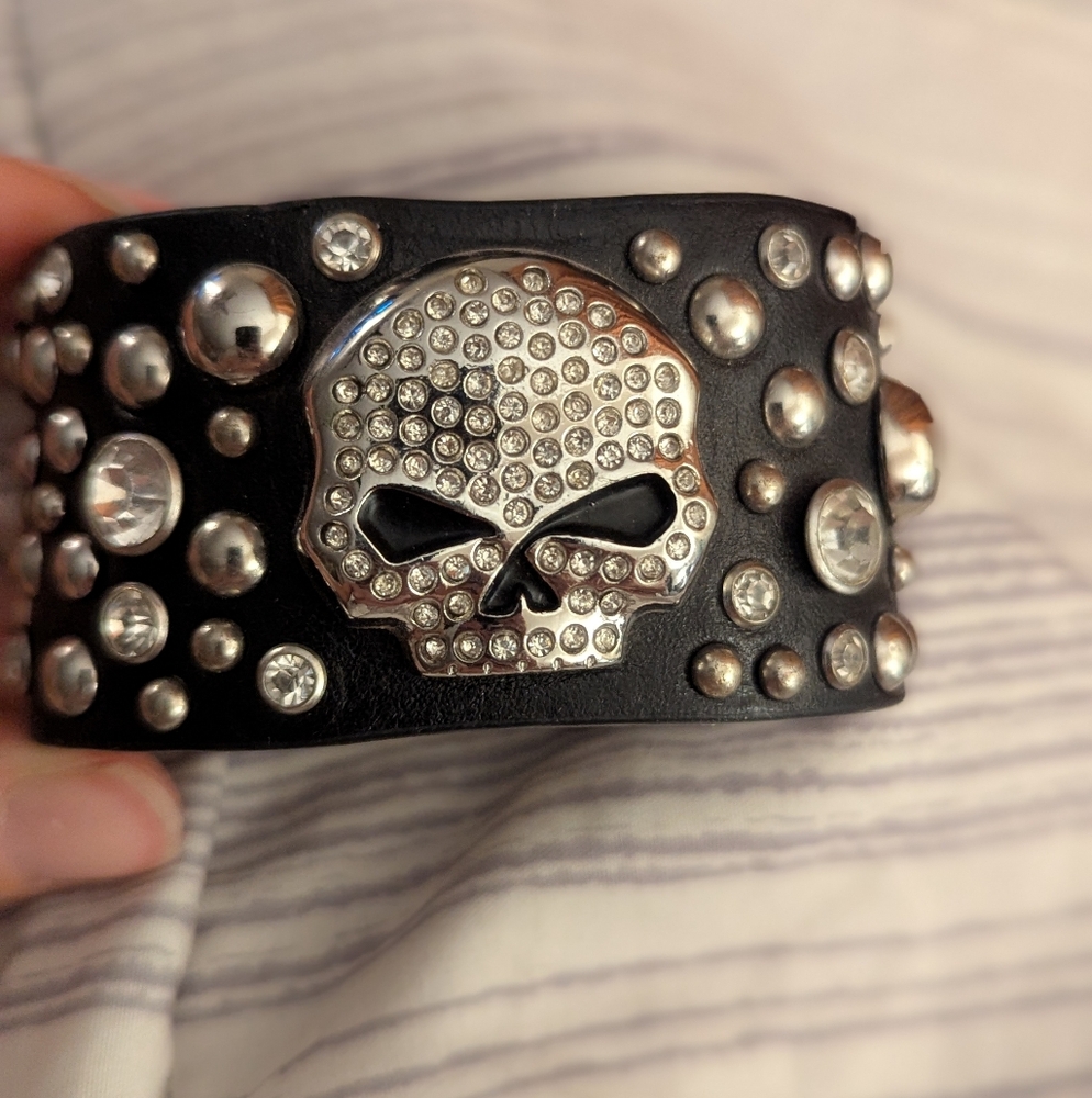 Harley-Davidson Black and Silver Studded Bracelet